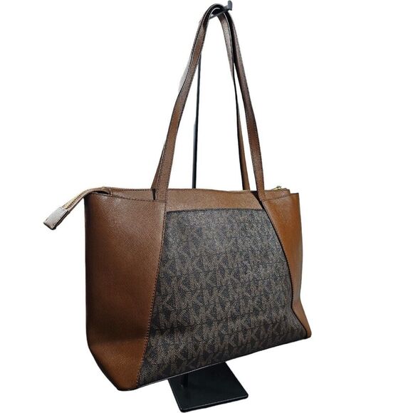 Michael Kors Sinclair Large Logo Tote Bag Brown Canvas Leather 38H9CN2T2B Flaw - Picture 3 of 13
